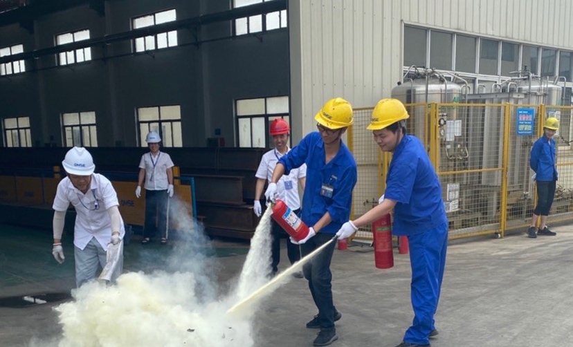 龙舟竞渡端午日 消防先行百博网页版登录入口